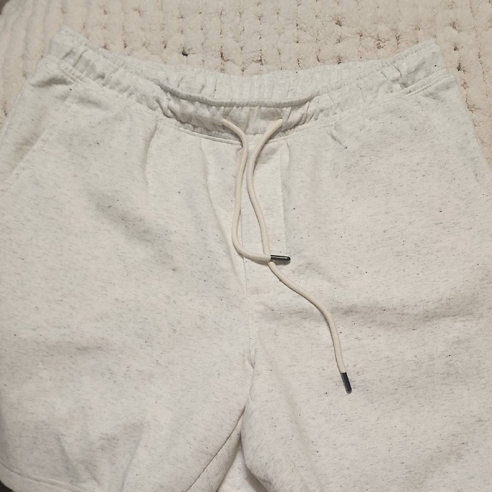 American Eagle Men's/boys White Drawstring Shorts